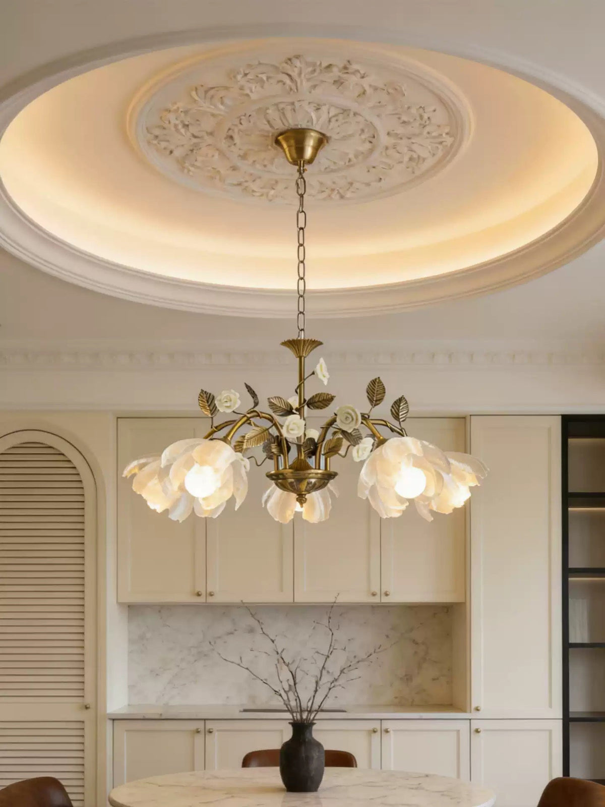 kalin-flower-chandelier