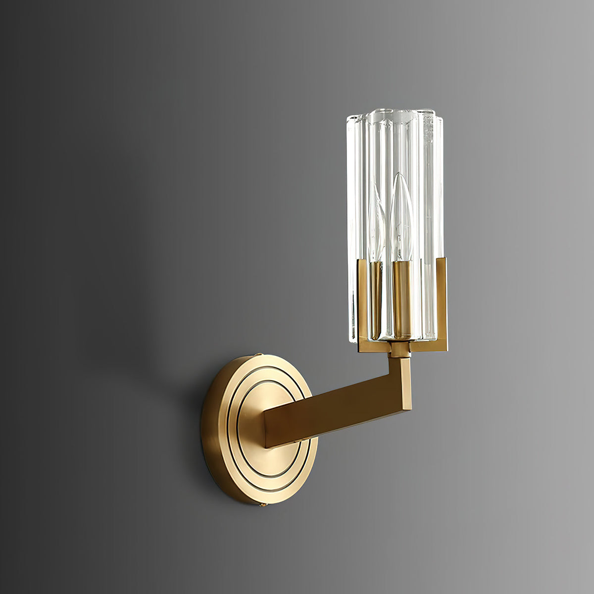 kayla-brass-wall-lamp
