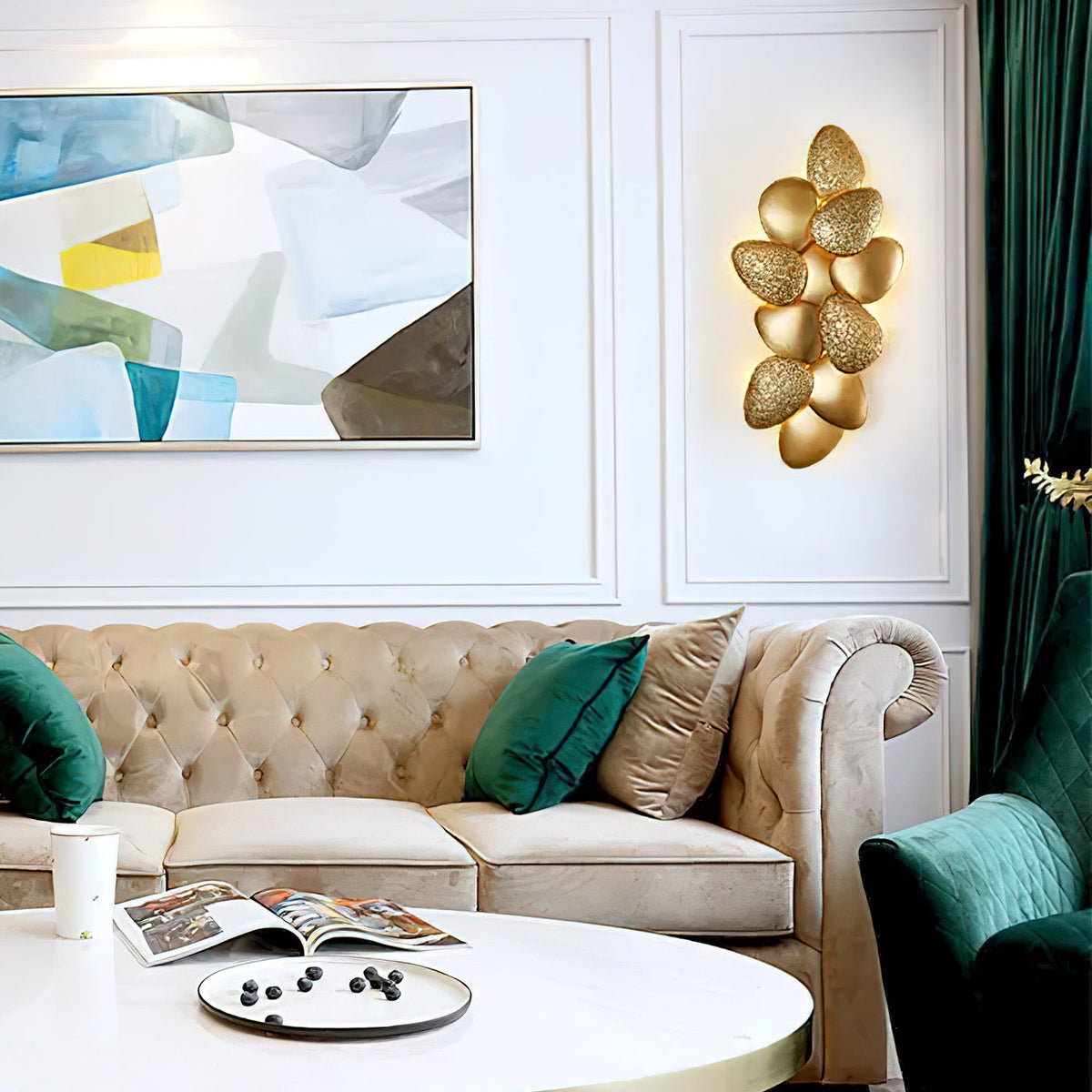 ketra-gold-wall-lamp