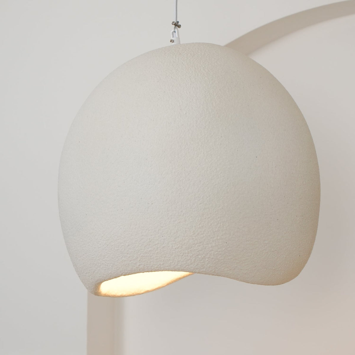 Aurelia Cloud Resin Pendant Light – Sculptural Modern Ceiling Lamp