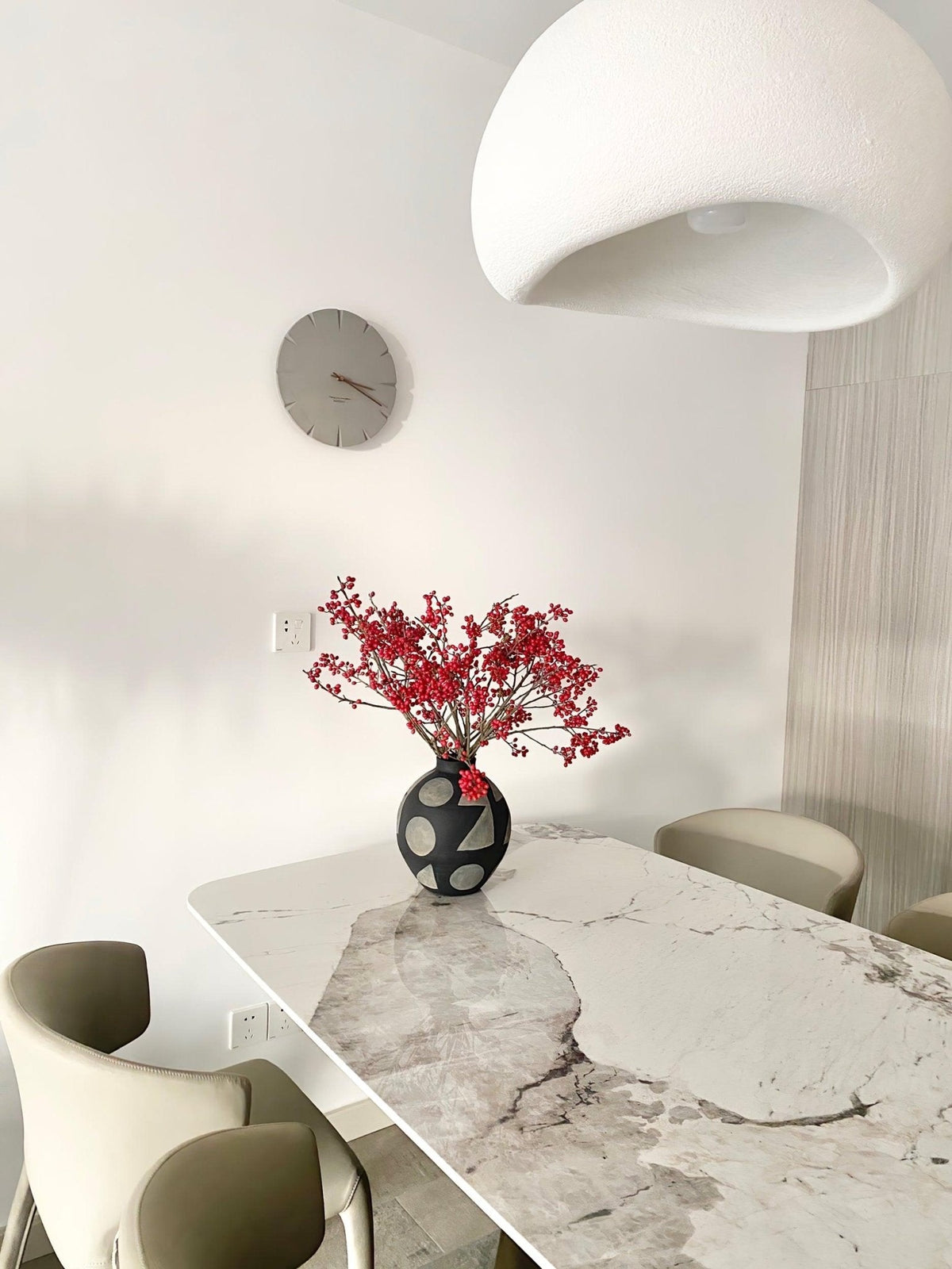 Cirrus Cloud Pendant Light – Modern Minimalist Ceiling Lamp for Living Room, Bedroom, Dining, Hotel