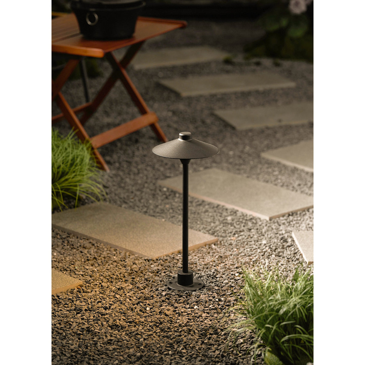 kichler-outdoor-table-lamp