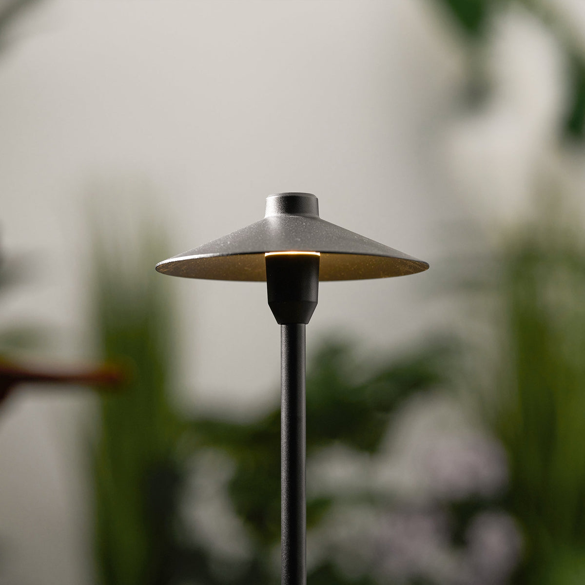 kichler-outdoor-table-lamp