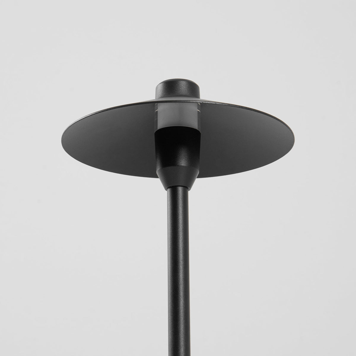 kichler-outdoor-table-lamp