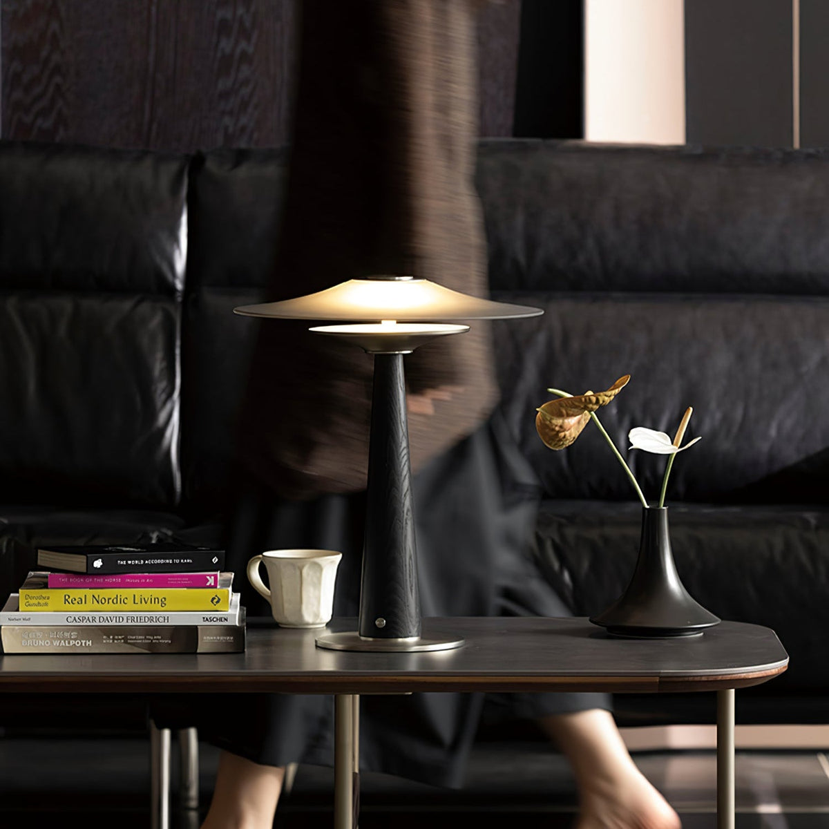 Kizu Peak Table Lamp – Sculptural LED Table Light for Modern Interiors