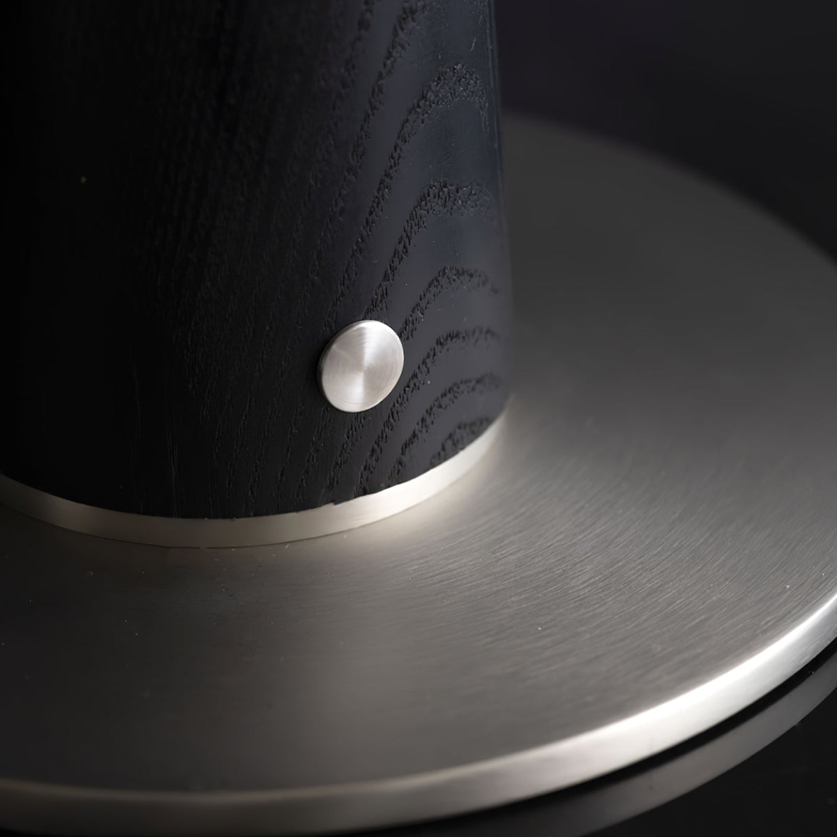 Kizu Peak Table Lamp – Sculptural LED Table Light for Modern Interiors