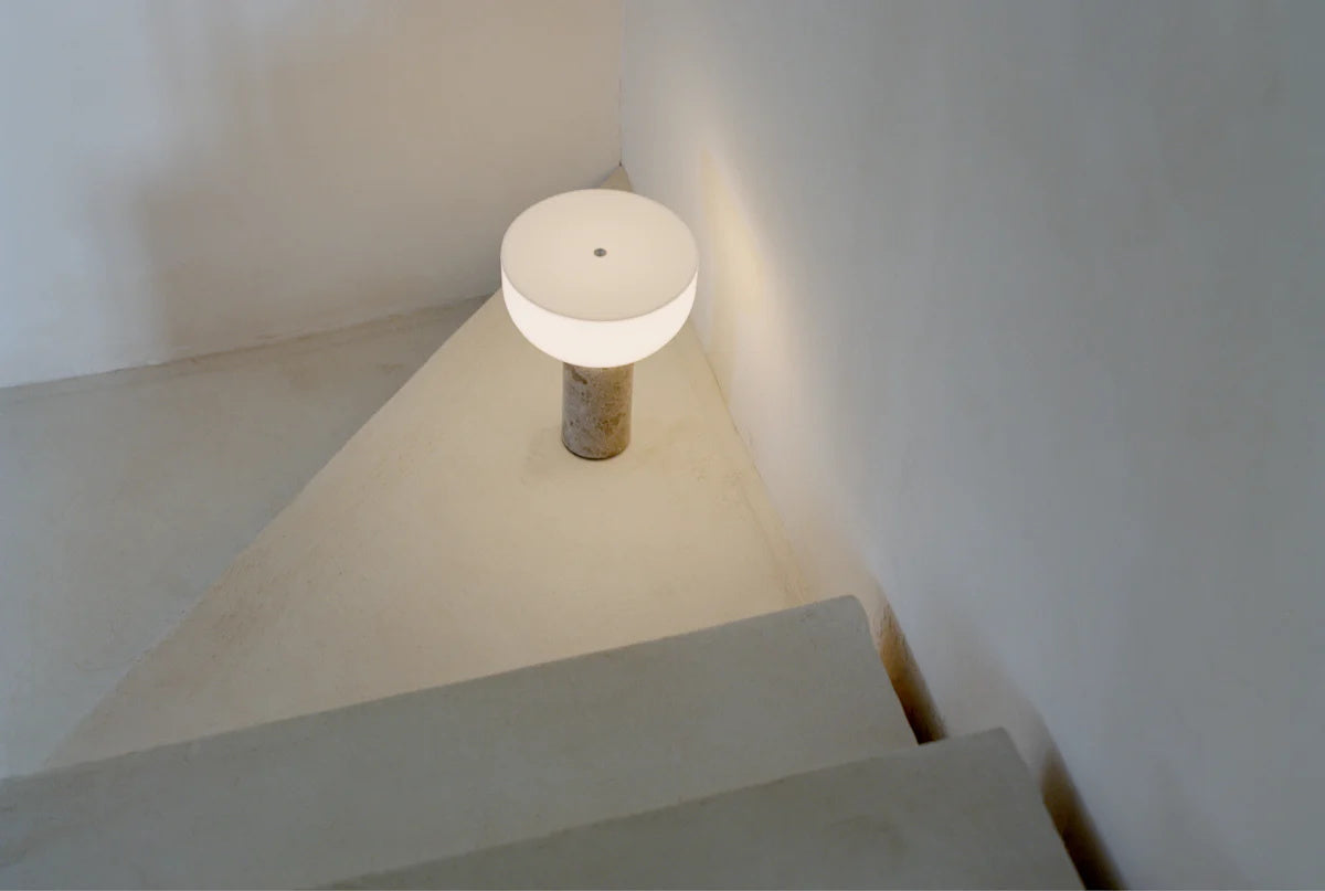 kizu-table-lamp