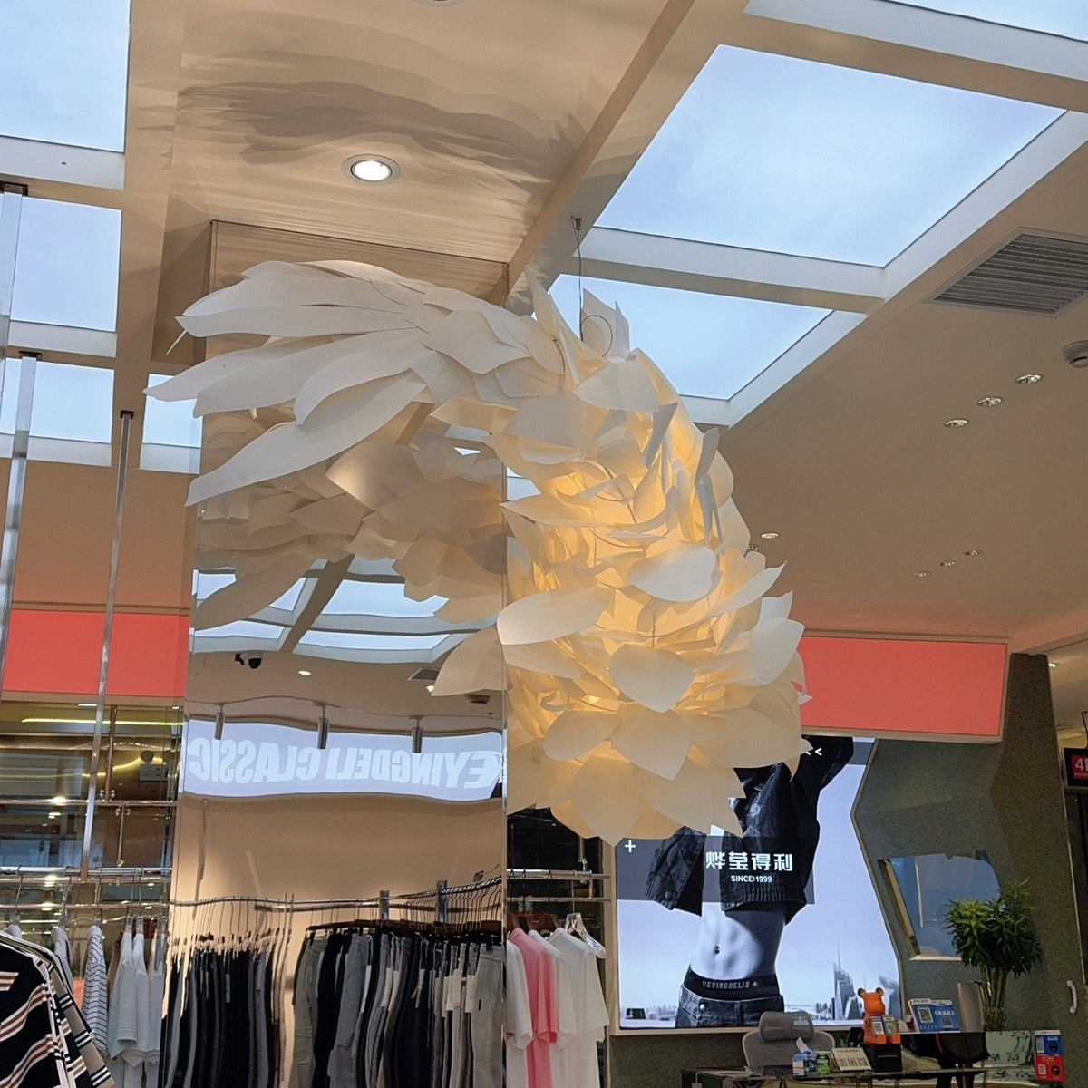 Koi Sculptural LED Chandelier for Dining Room and Living Room