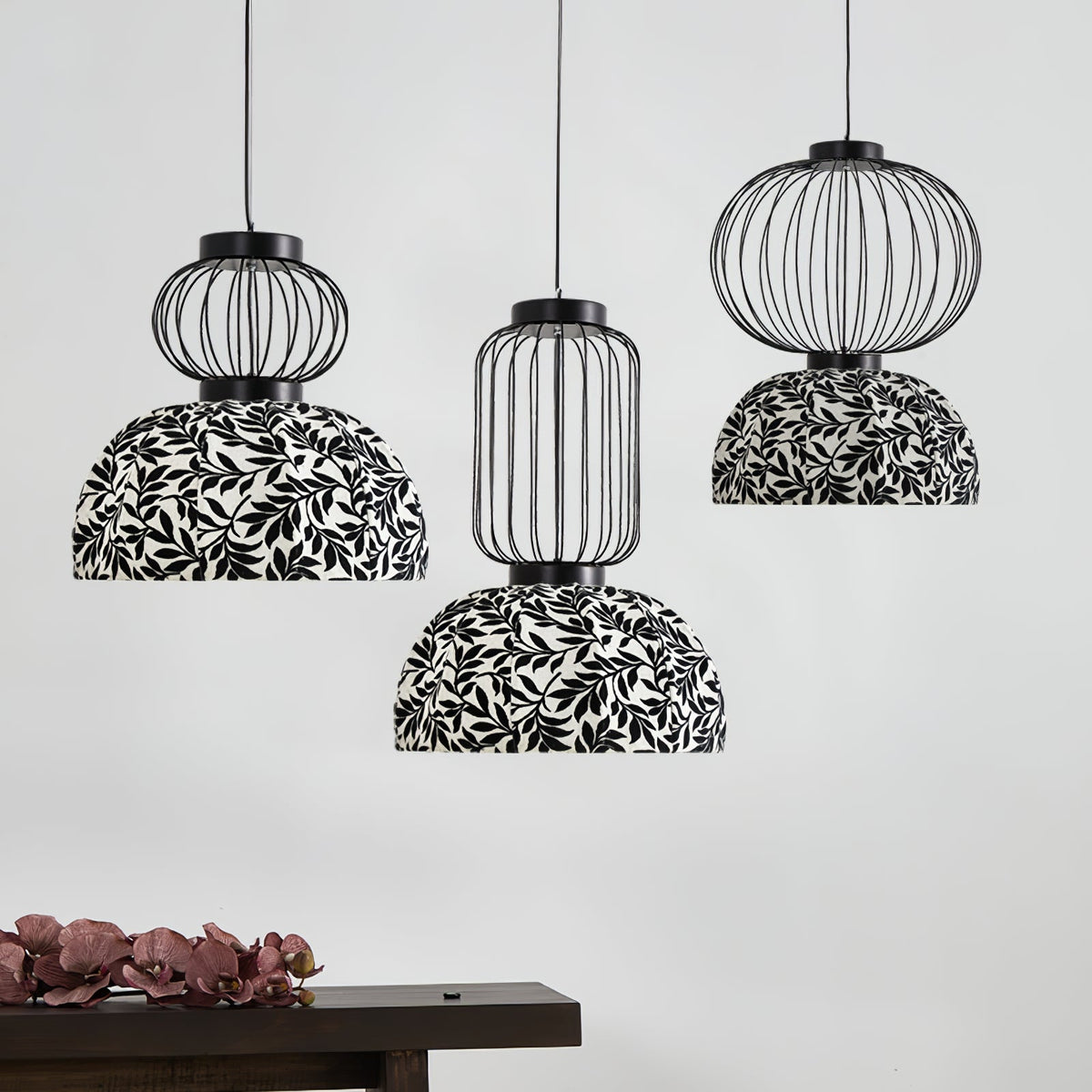 Korvo Pendant Light – Sculptural Black Metal & Fabric Dome Lamp