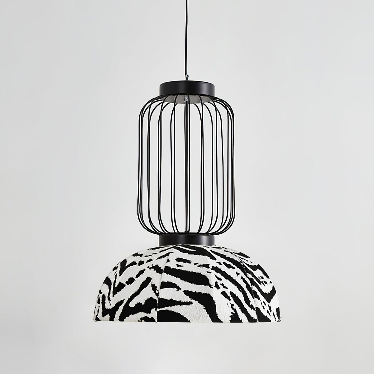 Korvo Pendant Light – Sculptural Black Metal & Fabric Dome Lamp