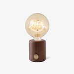 kuitt-smiley-table-lamp