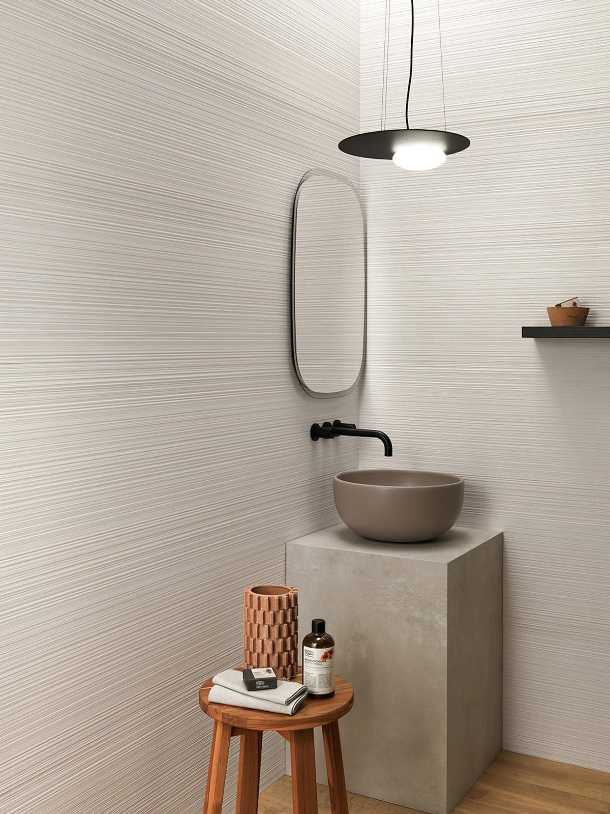 Kwic Modern LED Pendant Light in Glass and Iron for Living Spaces