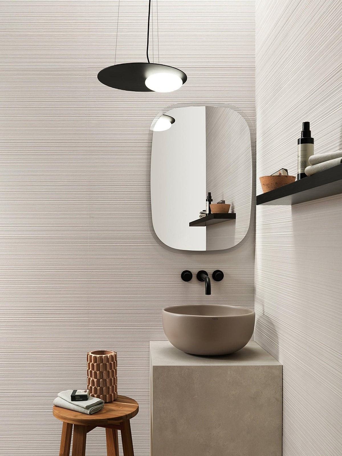 Kwic Modern LED Pendant Light in Glass and Iron for Living Spaces