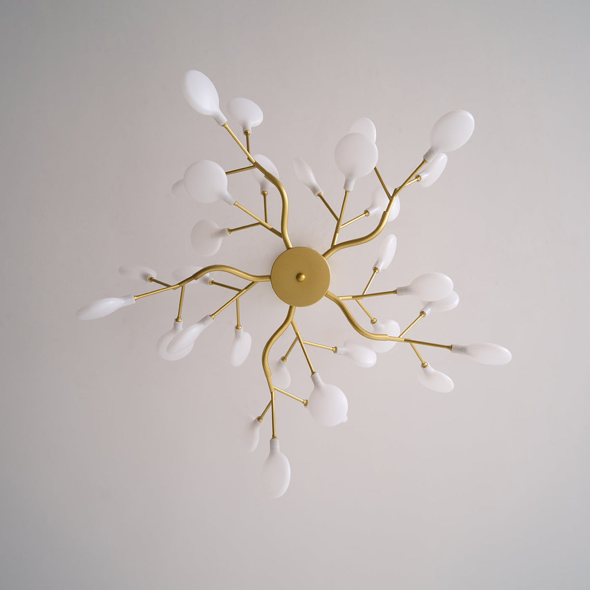 led-firefly-sputnik-chandelier