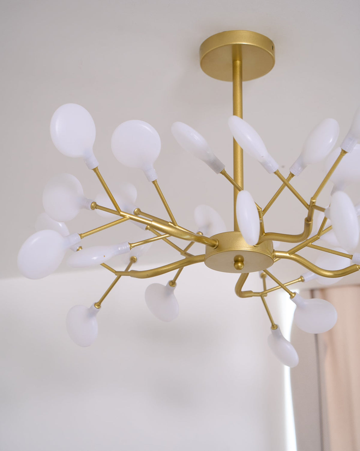 led-firefly-sputnik-chandelier