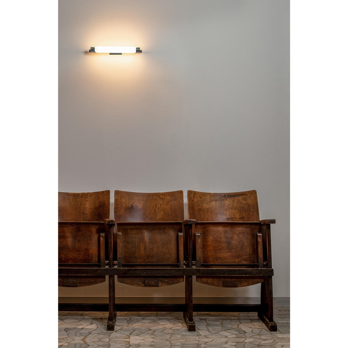 la-roche-wall-lamp