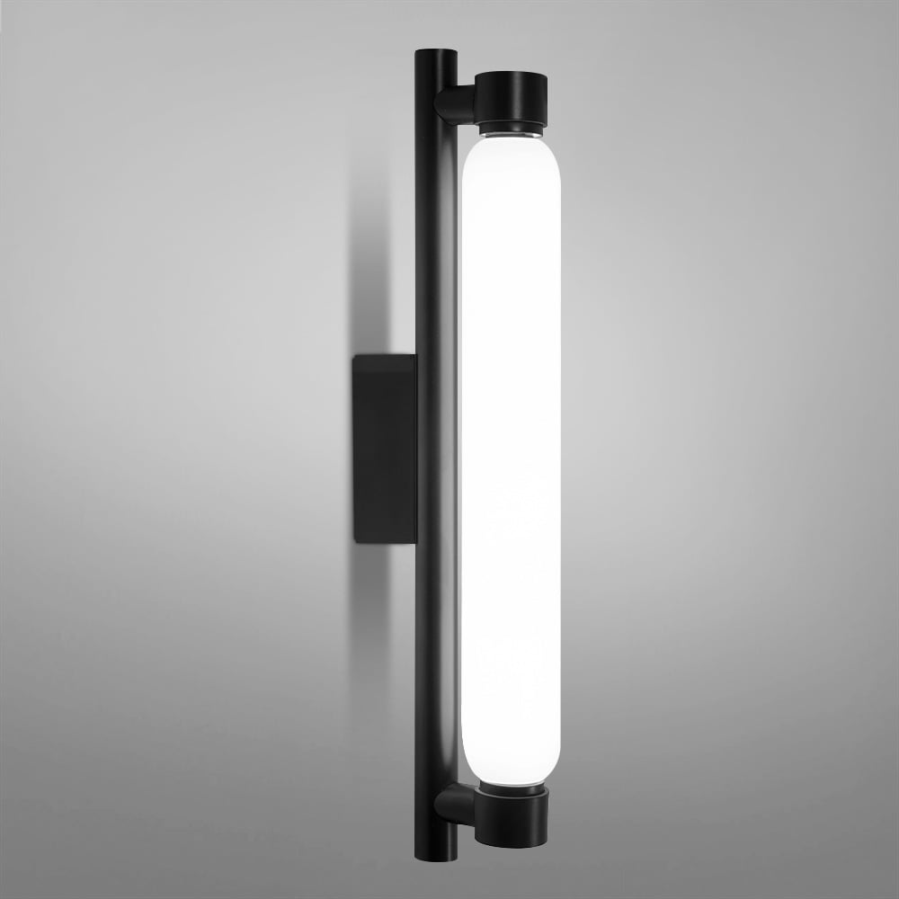 la-roche-wall-lamp