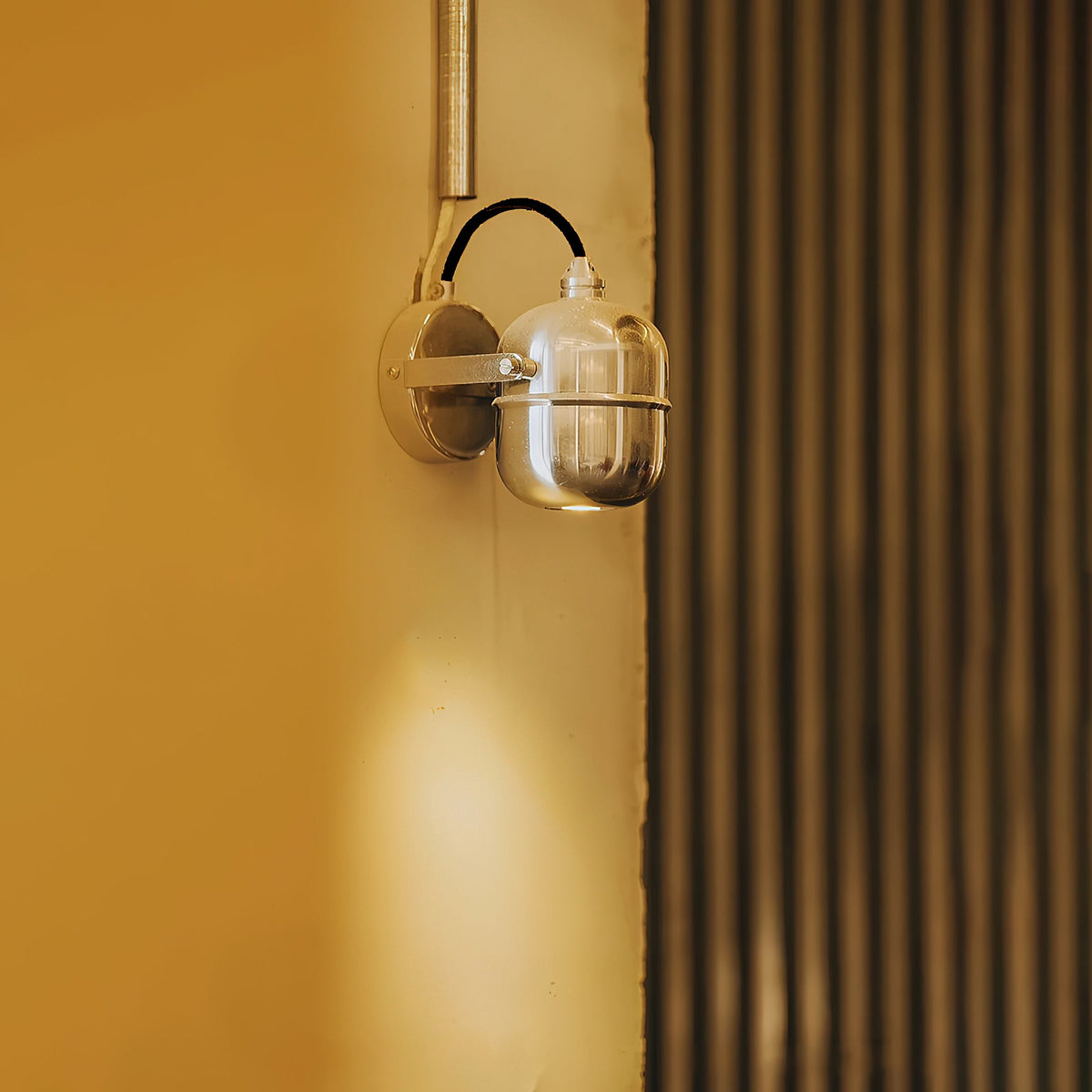 laito-wall-lamp