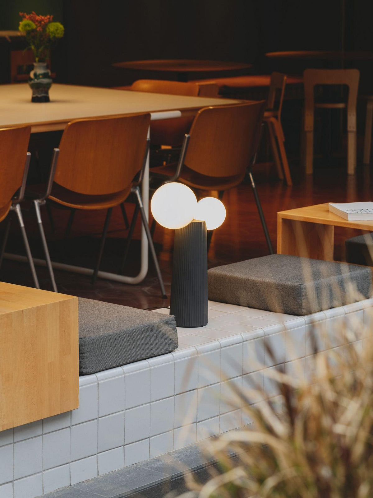 land-table-lamp