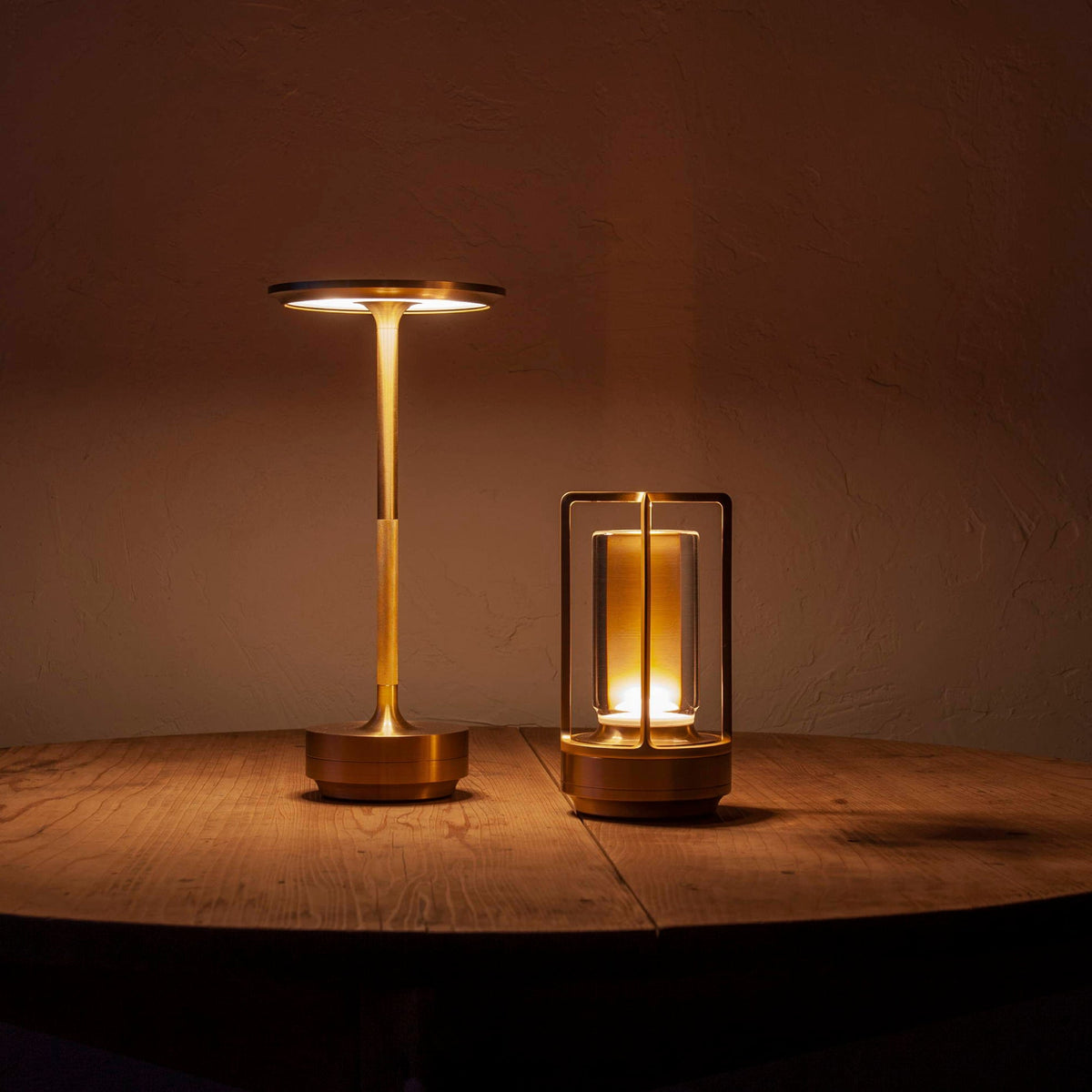 lantern-cordless-crystal-table-lamp