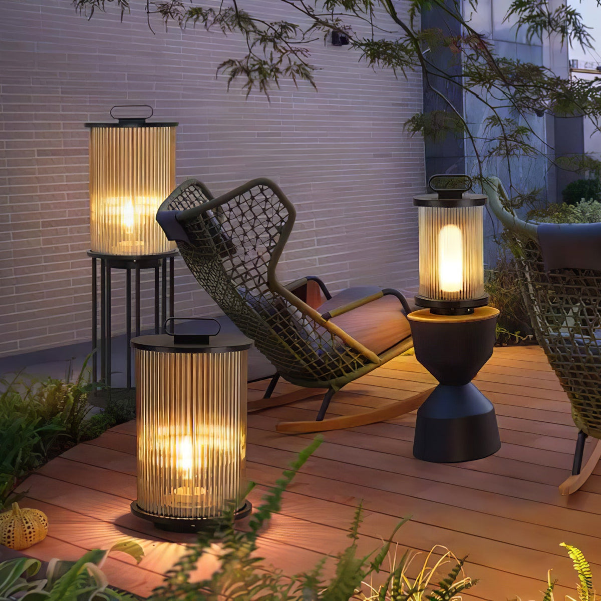 Ambient Line Lantern Garden Light – Stainless Steel Outdoor Post Lamp