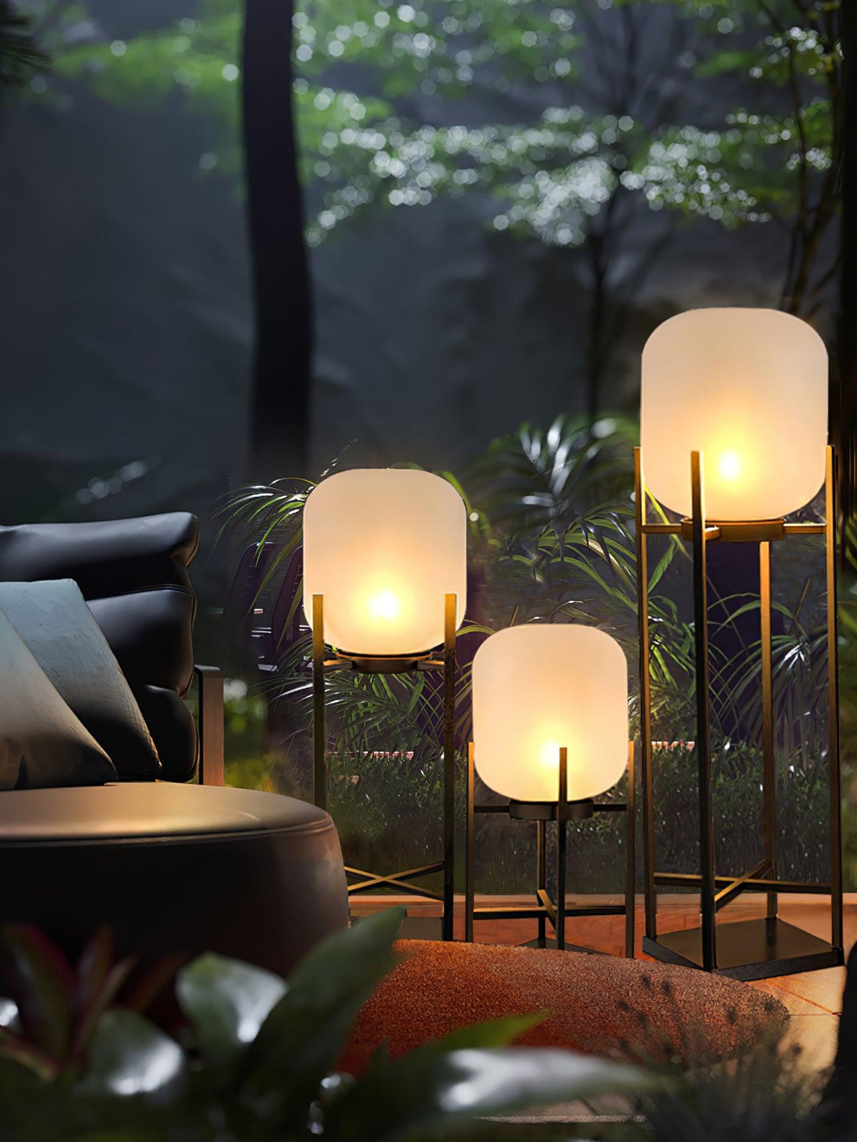 Aurora Lantern Floor Lamp – Modern Outdoor Lighting in Stainless Steel and Glass