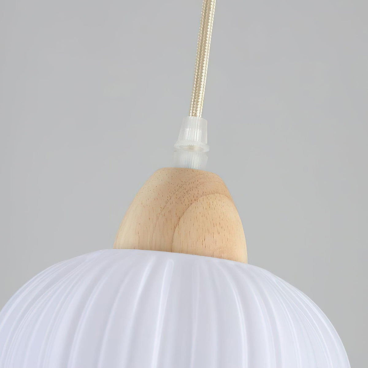 Large Flower Bag Pendant Light – Wooden & Acrylic Modern Hanging Lamp for Dining Room