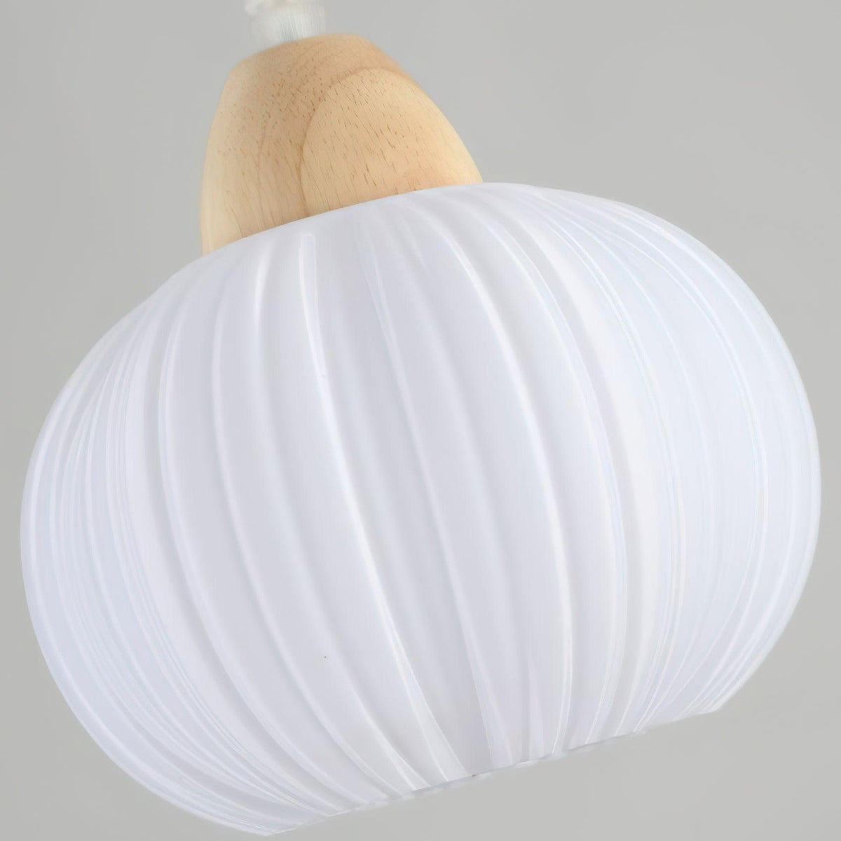 Large Flower Bag Pendant Light – Wooden & Acrylic Modern Hanging Lamp for Dining Room