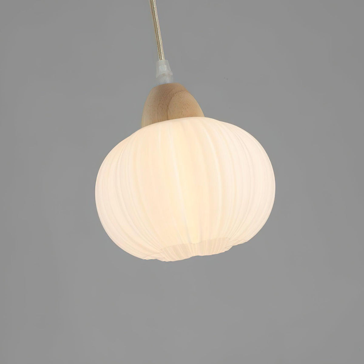 Large Flower Bag Pendant Light – Wooden & Acrylic Modern Hanging Lamp for Dining Room