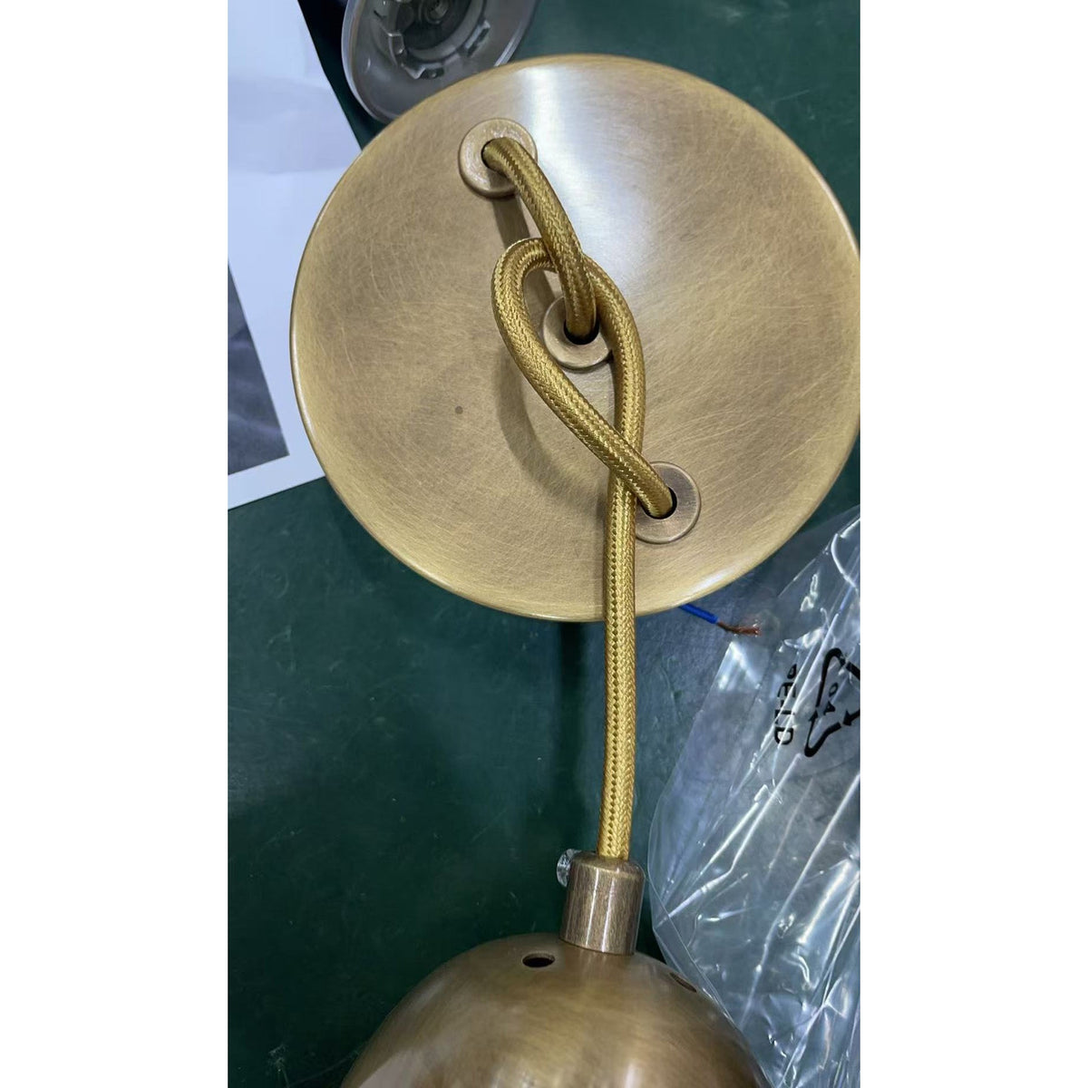 lariat-wall-lamp