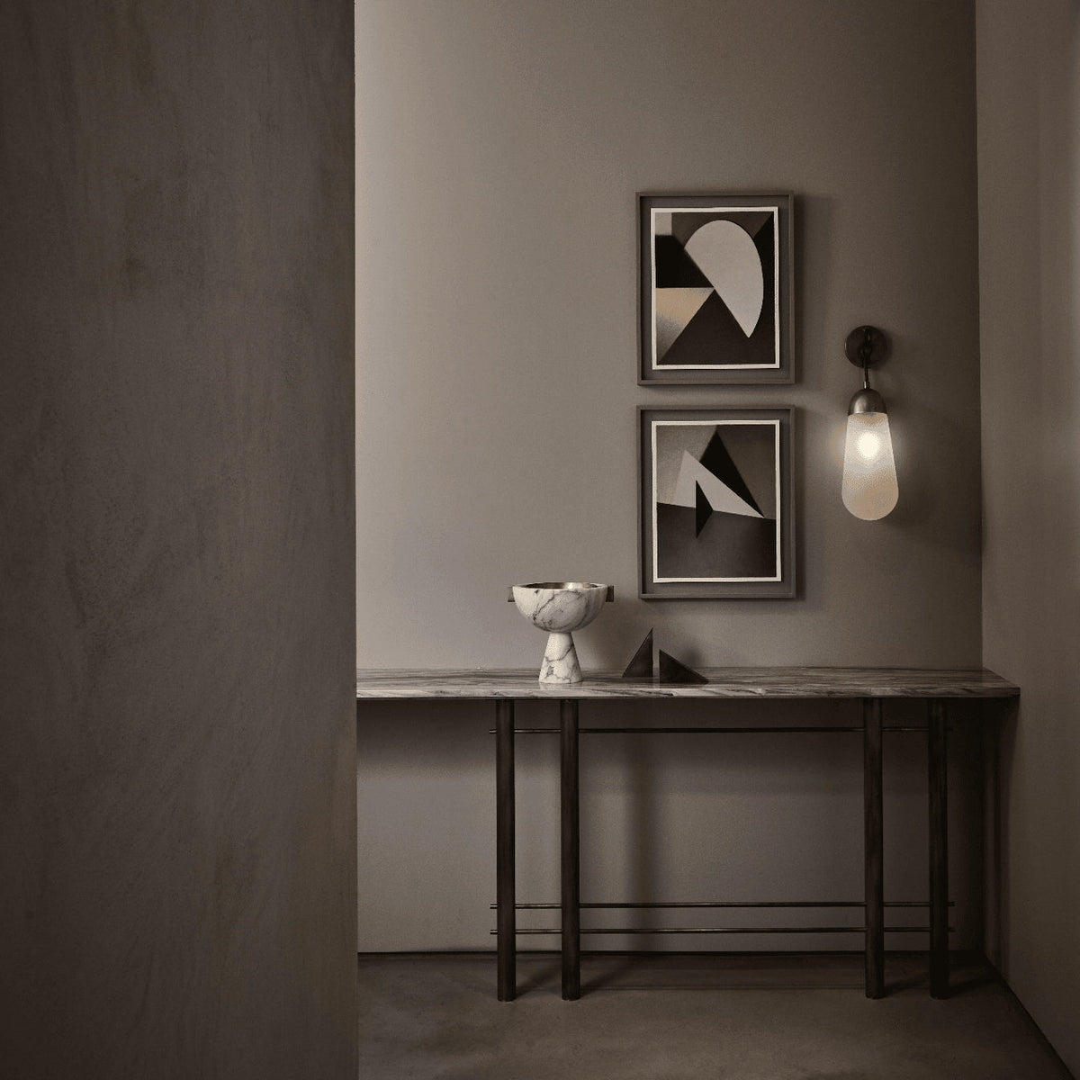 lariat-wall-lamp