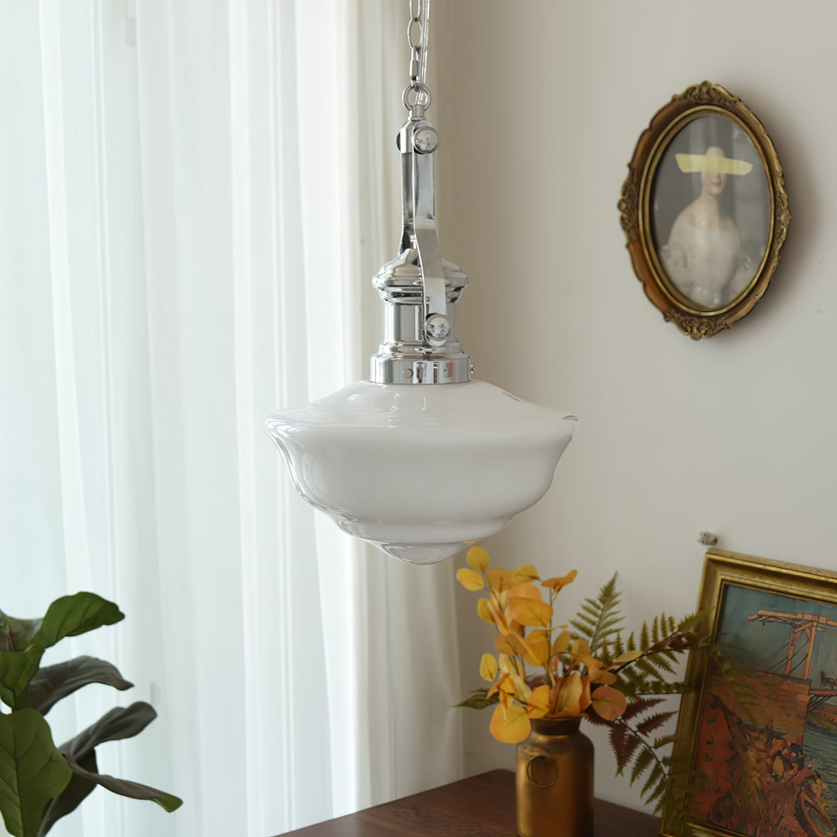 Lavagna Schoolhouse Pendant Light – Handcrafted Glass Shade, Chrome Finish