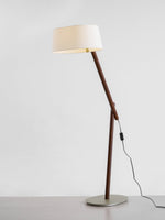 lean-pivot-floor-lamp