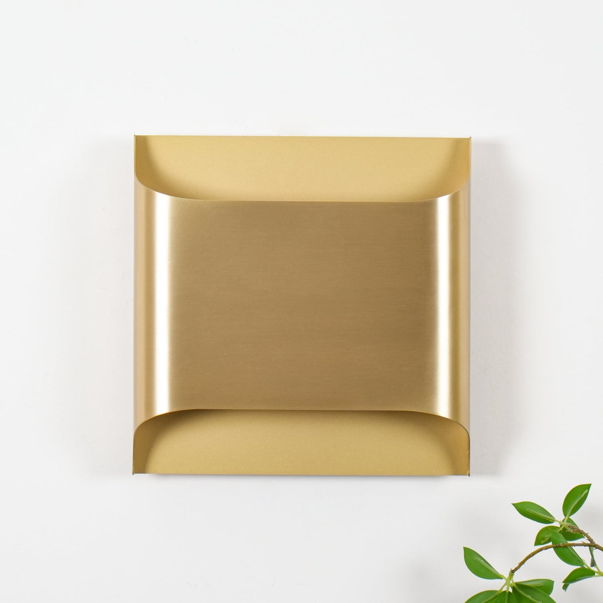 Leclerc Brass Wall Sconce – Handcrafted Solid Brass Lighting for Modern Interiors