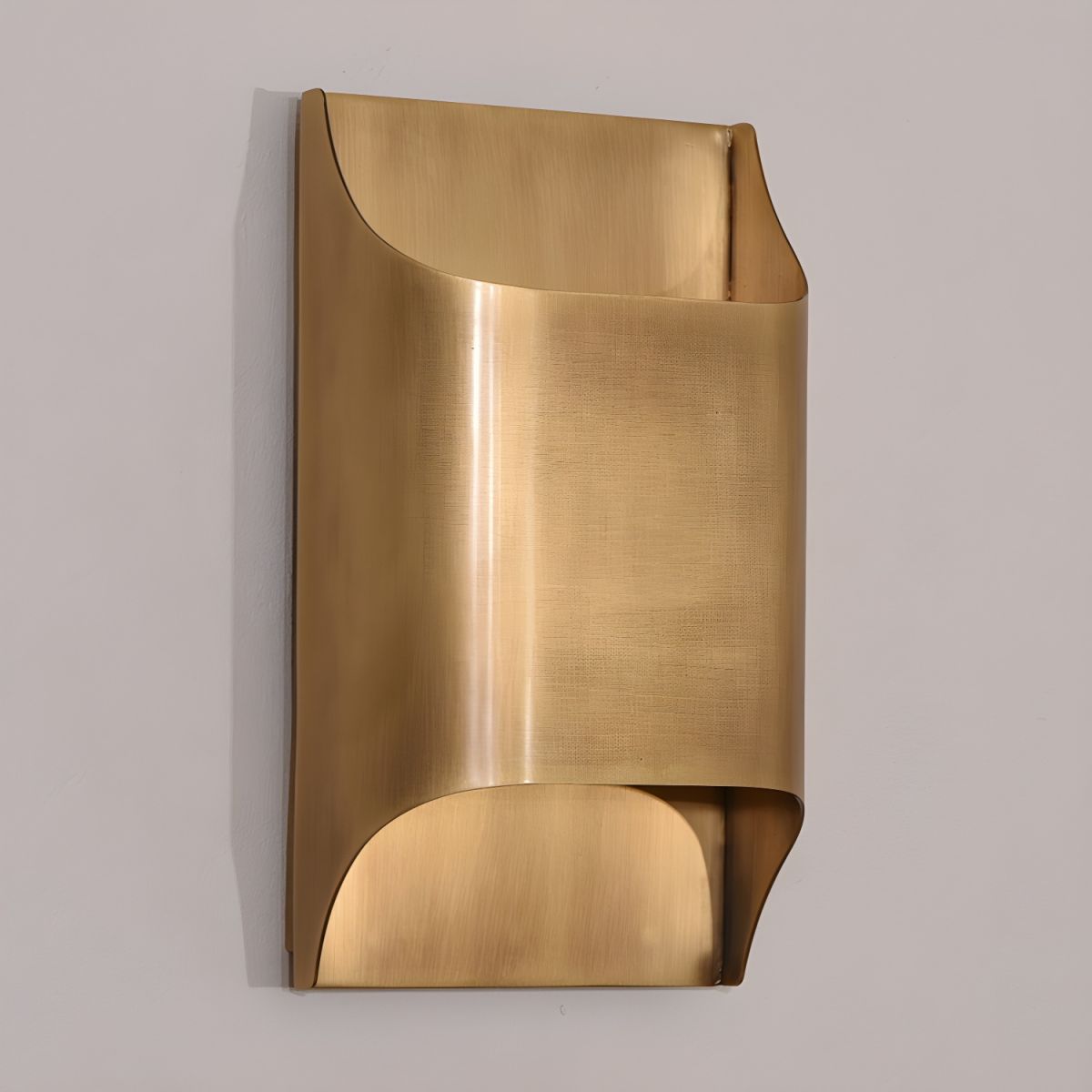 Leclerc Brass Wall Sconce – Handcrafted Solid Brass Lighting for Modern Interiors