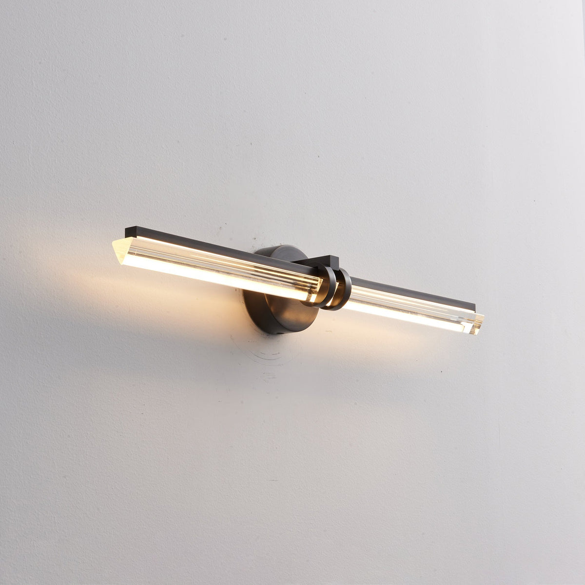 leigh-mirror-vanity-wall-lamp