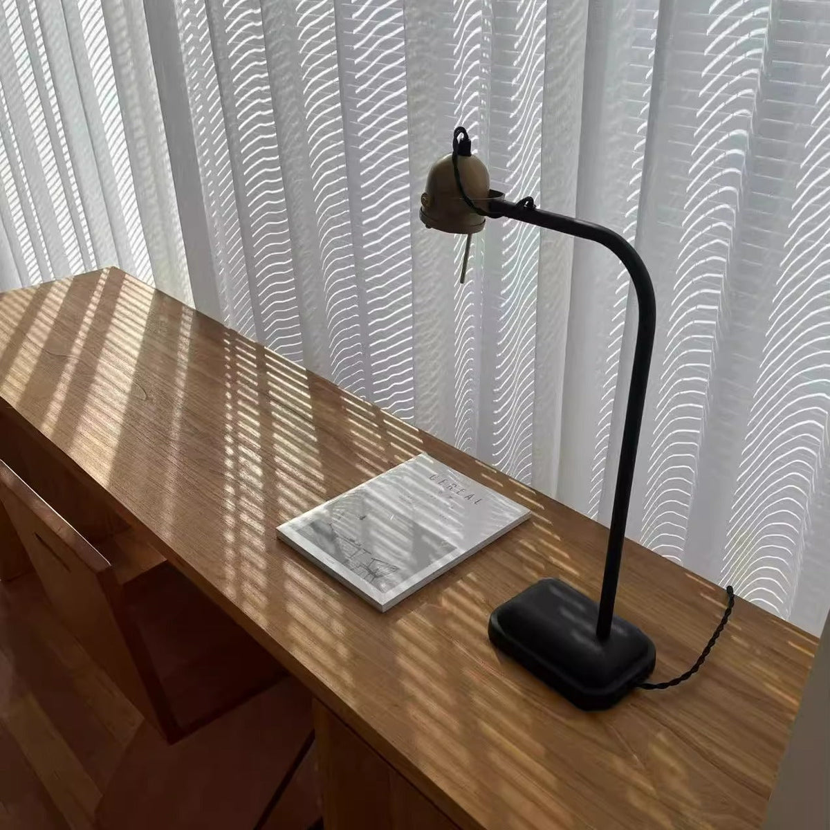 leipzig-table-lamp