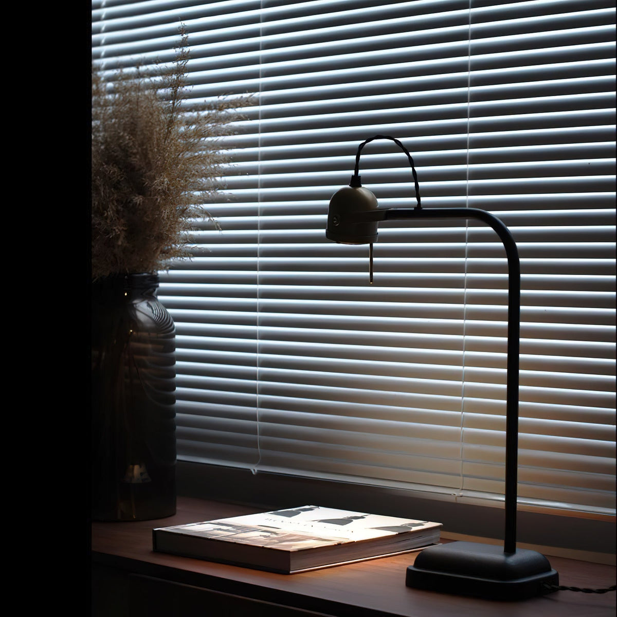 leipzig-table-lamp