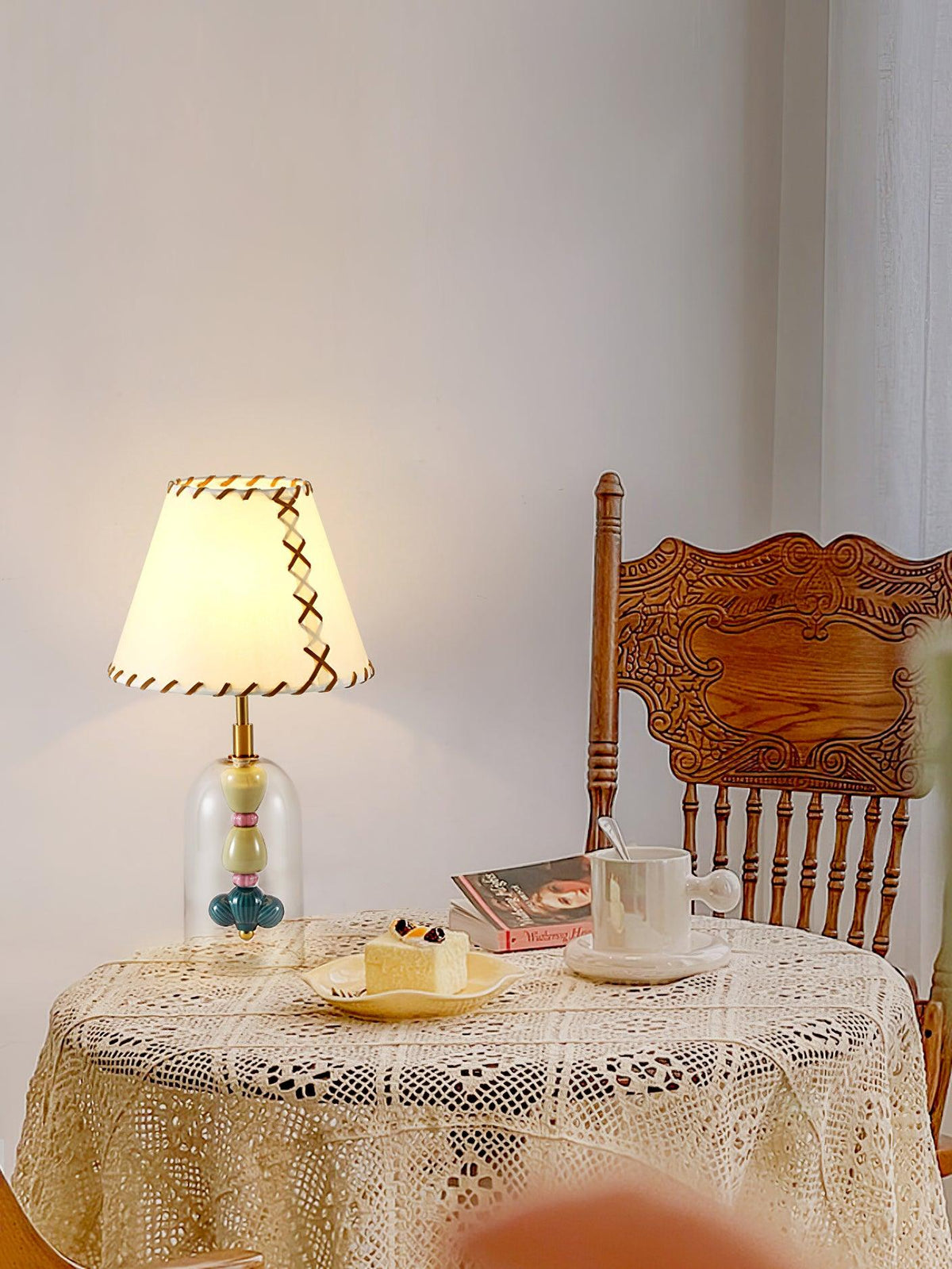 lenny-bedside-table-lamp