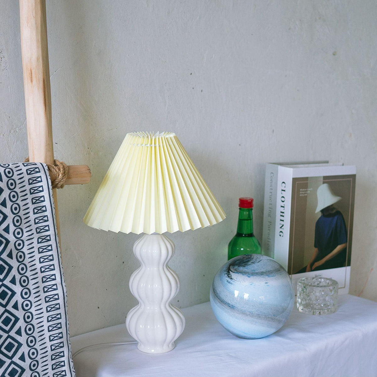 Leo Table Lamp