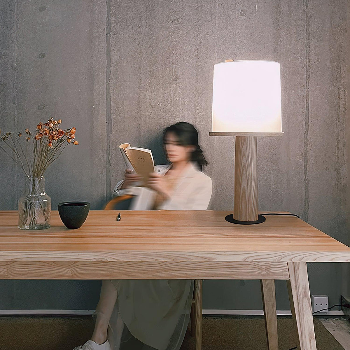 light-and-shadow-bottle-table-lamp