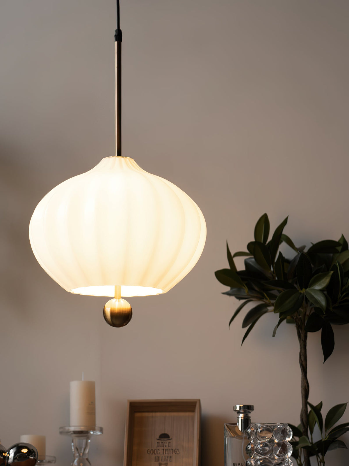 lilli-pendant-lamp