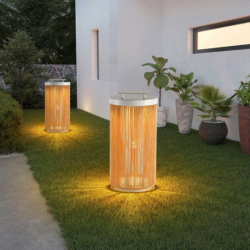 Linden Column Solar Outdoor Lamp – Natural Rattan Post Light for Garden & Patio