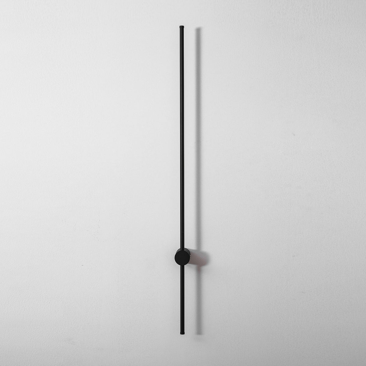 Linear LED Rechargeable Wall Sconce – Modern Minimalist Ambient Lighting