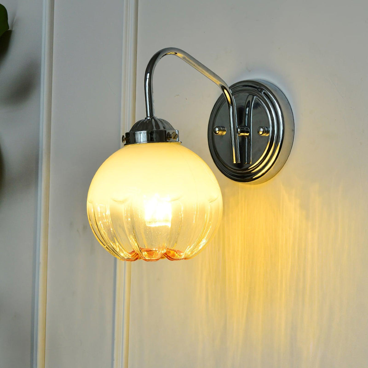 litchford-wall-lamp