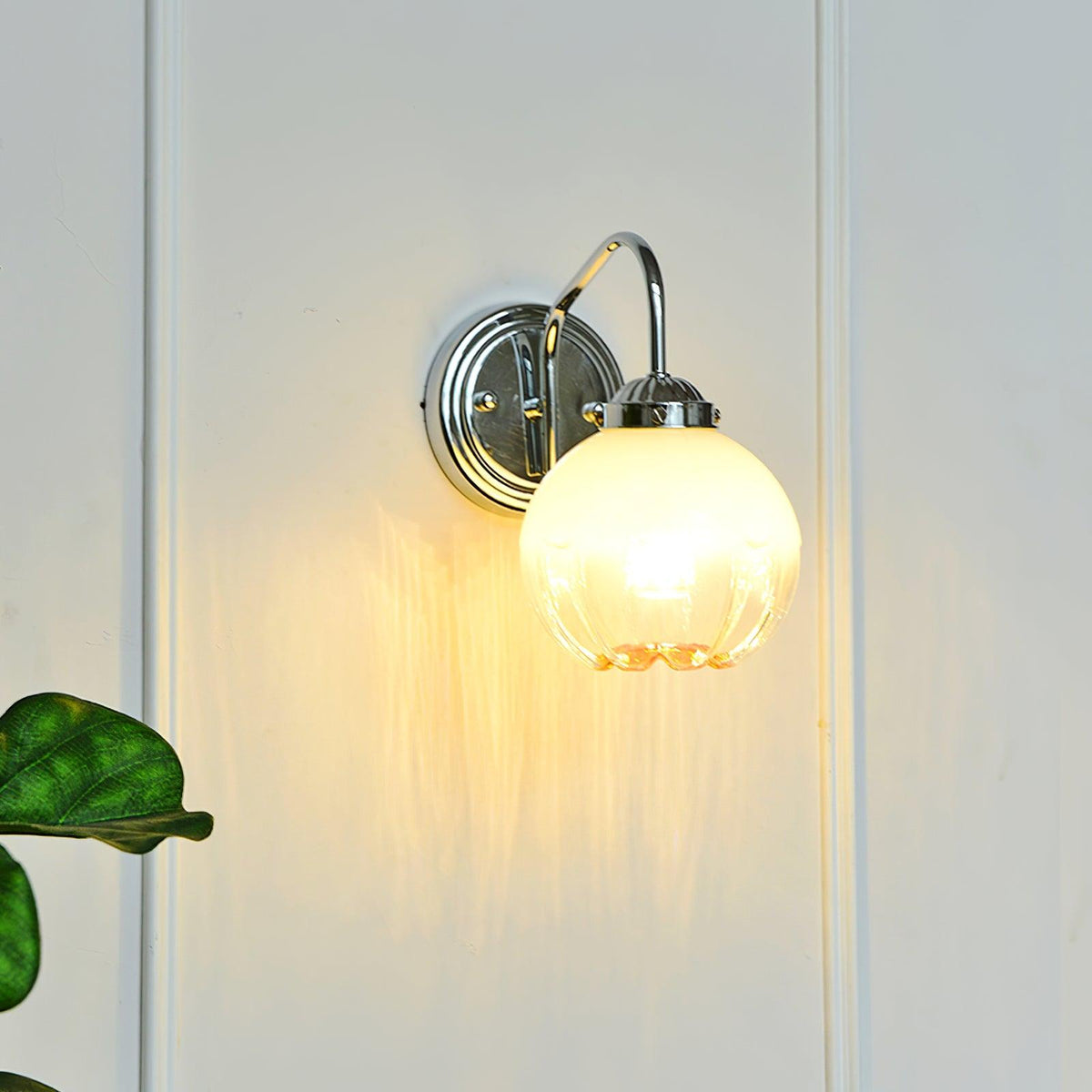 litchford-wall-lamp