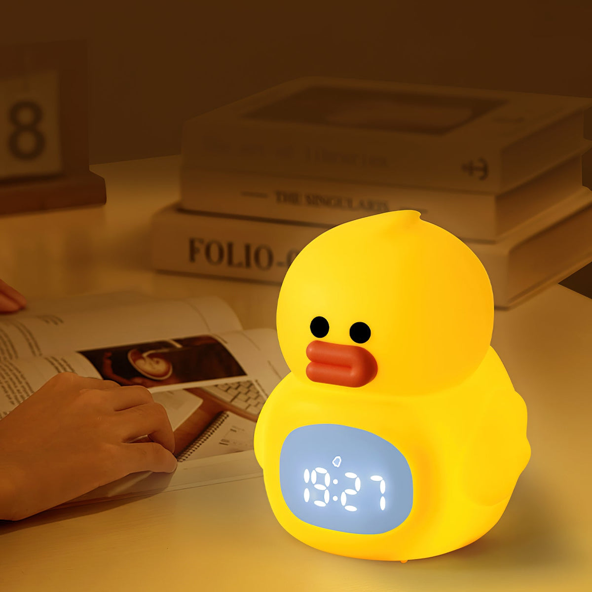little-duck-clock-lamp