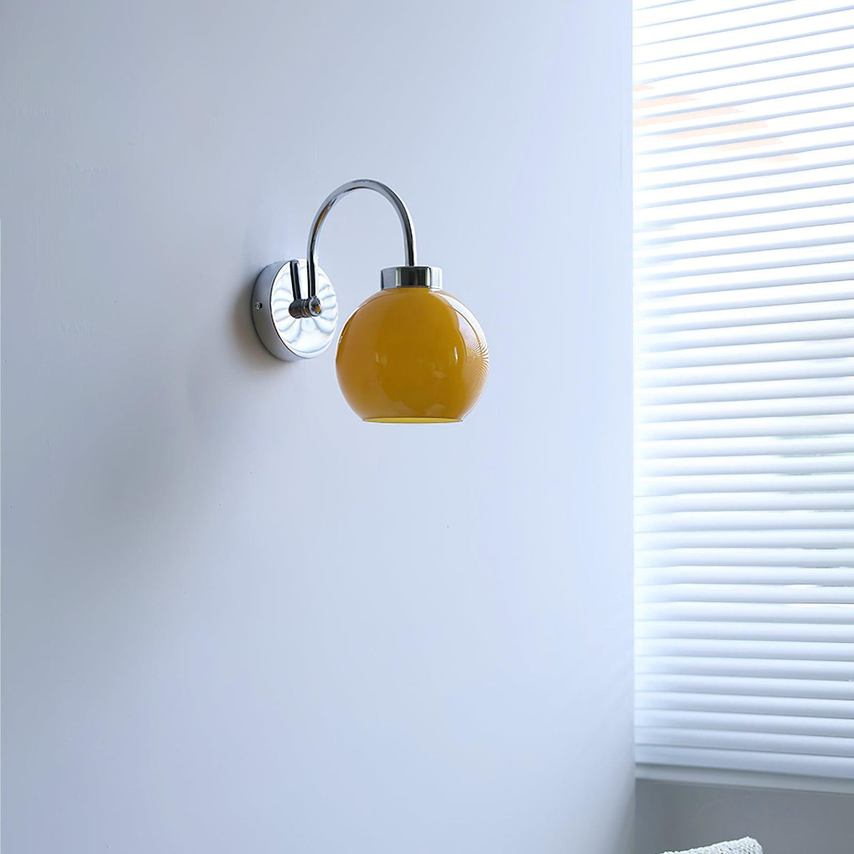 loa-wall-lamp