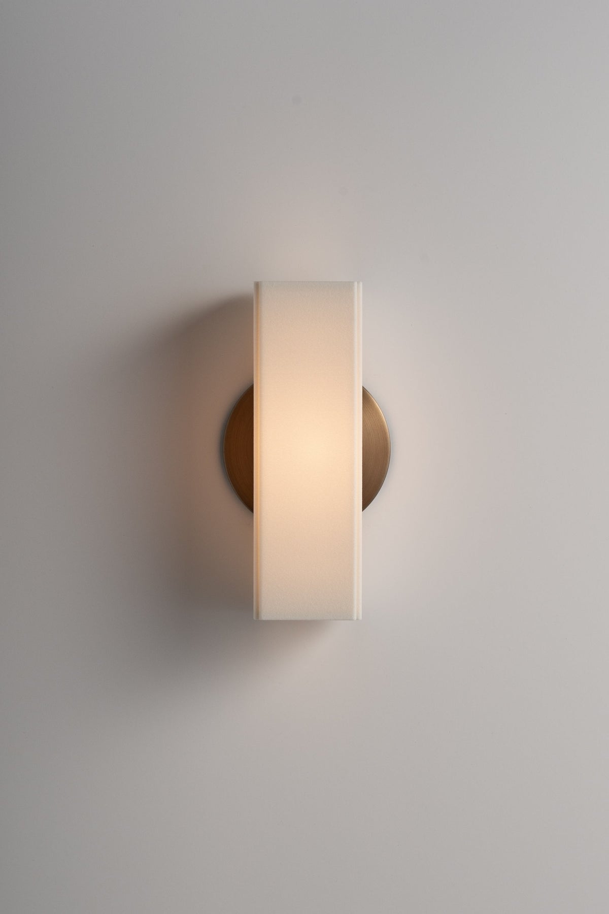 loir-wall-lamp