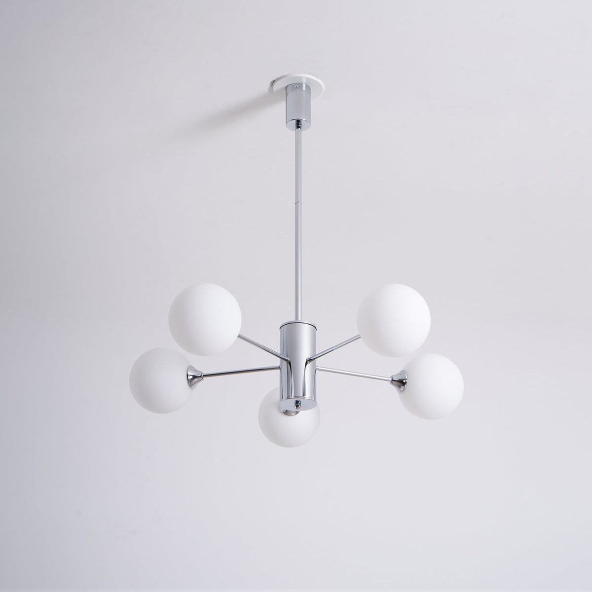 lola-chandelier